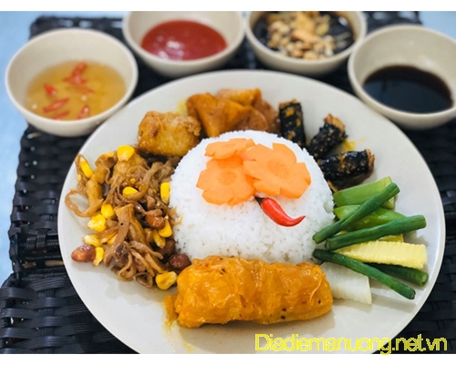 Cơm Chay Bồ Đề - Quán Chay Ngon Quận 7